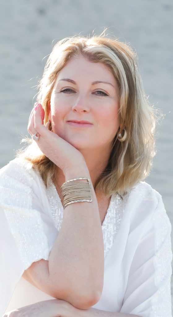 headshot only Bev